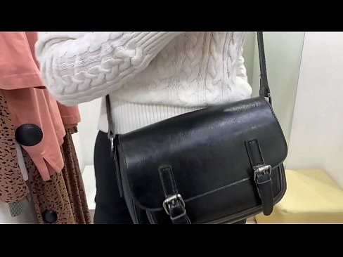 ❤️ Фитинг бөлмөсүндө жаш канчык FeralBerryди дилдо менен коомдук мастурбациялоо ❤️❌ Силиктөө видео ky.pornhills-com.ru ﹏